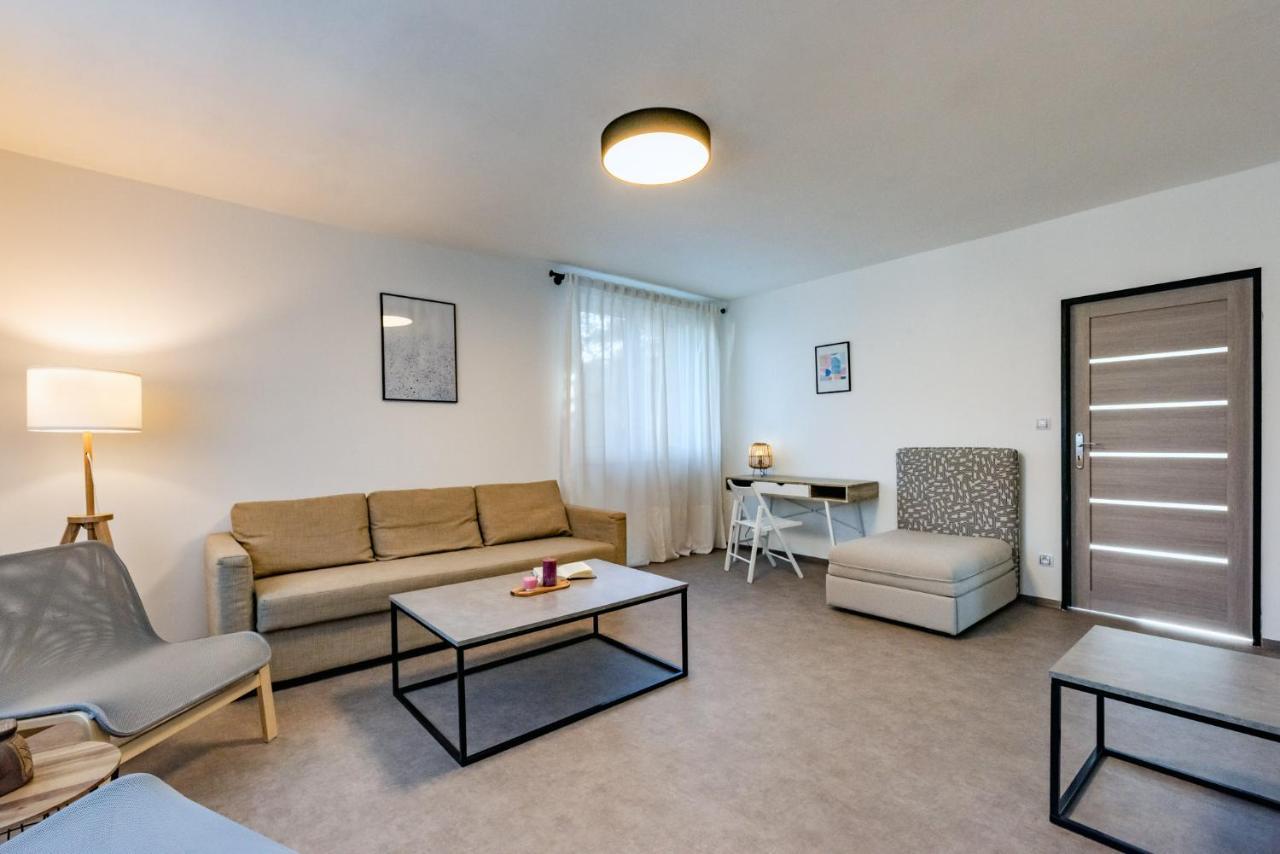 Bergresort Apartments Дечин Екстериор снимка