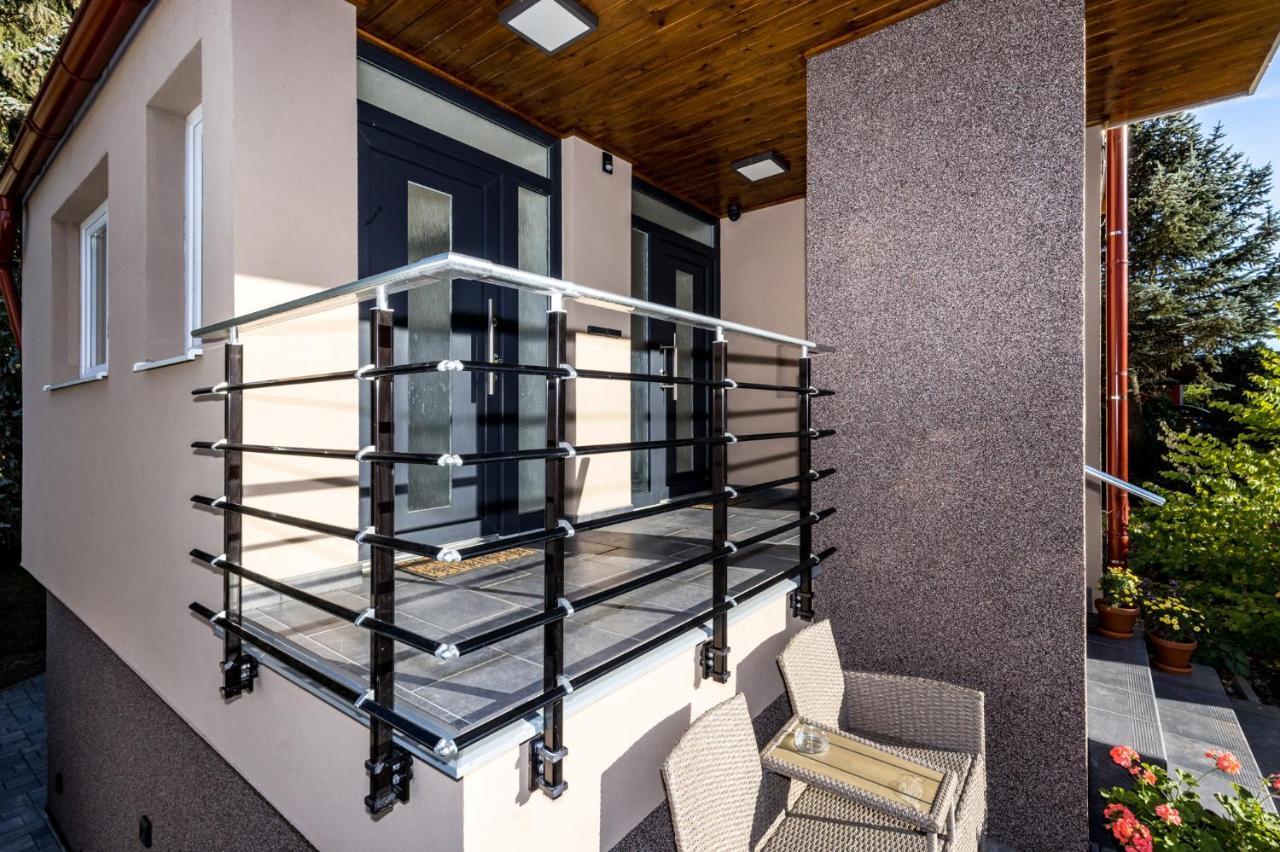 Bergresort Apartments Дечин Екстериор снимка